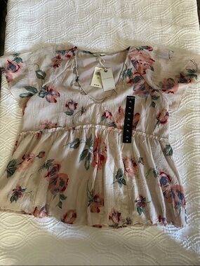 Lucky Brand Blush Floral Peplum Top
